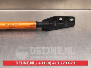 Suzuki SX-4 Rear gas strut, left O294314 photo 2