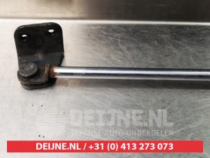 Hyundai Terracan Gasdemper rechts-achter O294688 foto 2