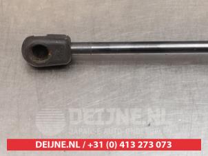 Suzuki SX-4 Rear gas strut, right O295337 photo 3