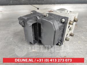 Subaru Forester ABS Pomp O337751 foto 2