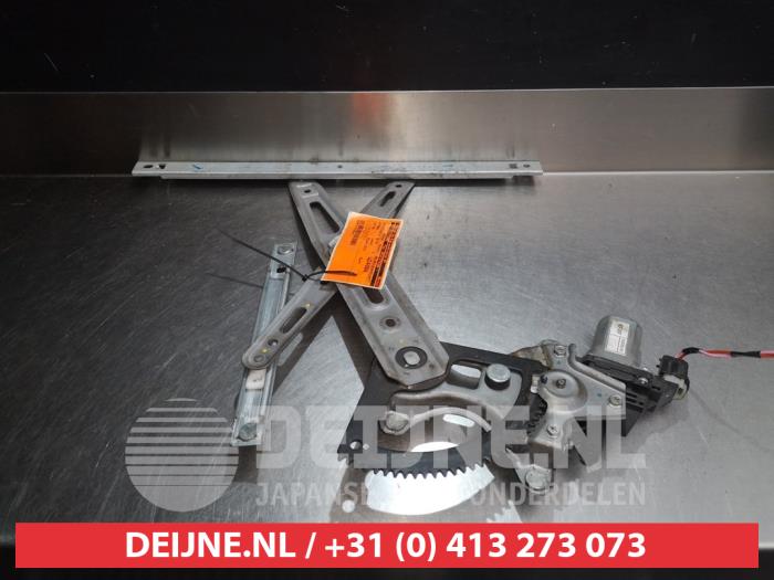 Hyundai I20 Ruitmechaniek 2Deurs rechts-voor O276122
