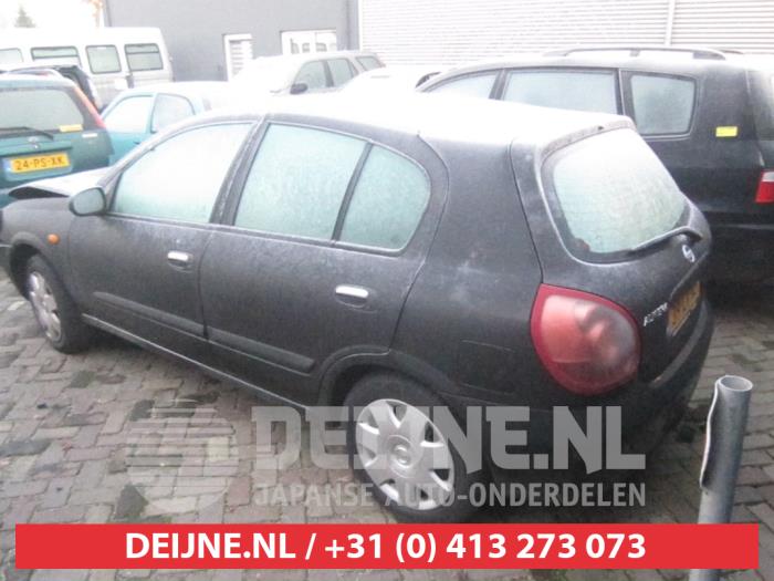 Nissan Almera Portier 4Deurs links-voor O272301