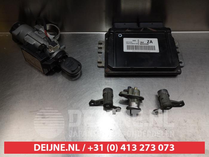 Gebruikte Computer Motormanagement Chevrolet Nubira Wagon (J100) 1.6 16V Prijs € 75,00 Margeregeling aangeboden door V.Deijne Jap.Auto-onderdelen BV