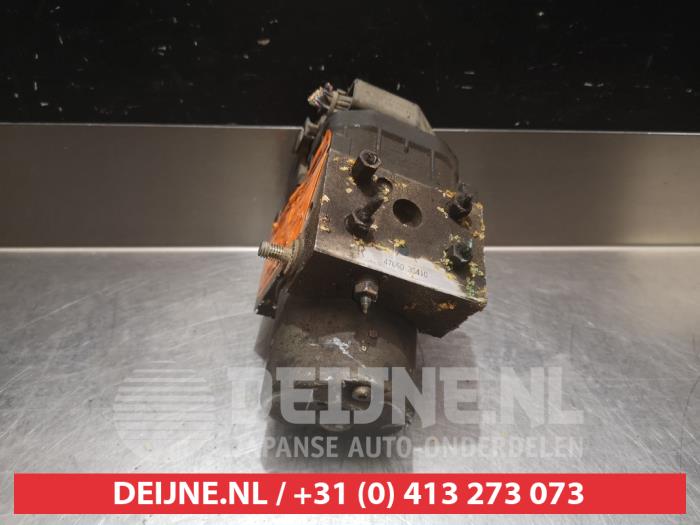 Gebruikte ABS Pomp Nissan King Cab/Pickup 4x4 (D22) 2.5 D Prijs € 35,00 Margeregeling aangeboden door V.Deijne Jap.Auto-onderdelen BV