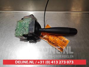 Subaru Justy Scheibenwischer Schalter O309787 foto 3