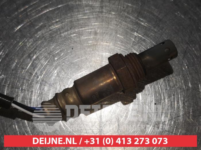 Lambda Sonde van een Suzuki Grand Vitara II (JT) 2.4 16V 2009