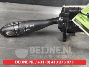 Gebruikte Schakelaar Licht Daihatsu Terios (J2) 1.5 16V DVVT 4x2 Euro 4 Prijs op aanvraag aangeboden door V.Deijne Jap.Auto-onderdelen BV