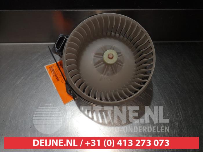 Daihatsu Terios Kachel Ventilatiemotor O367315