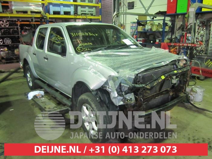 Nissan Navara Front door 4-door, right O273231
