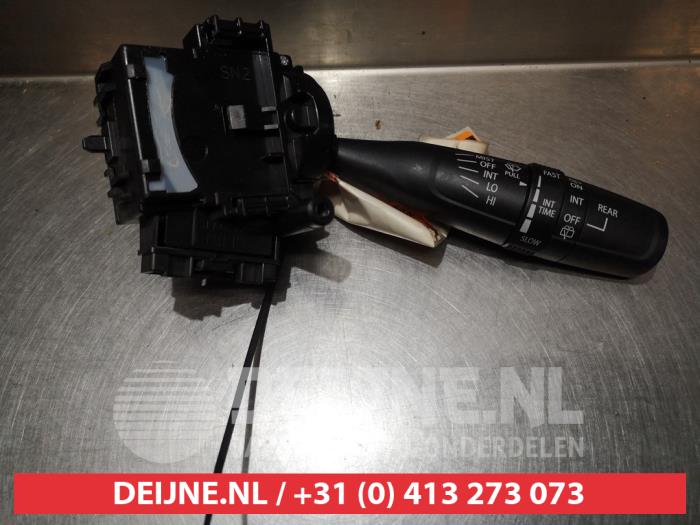 Suzuki Swift Ruitenwis Schakelaar O310217