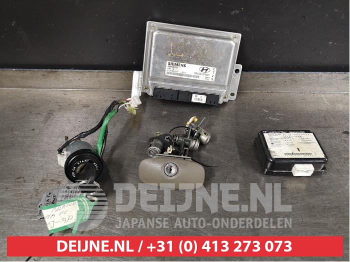 Gebruikte Computer Motormanagement Hyundai Santa Fe I 2.7 V6 24V 4x4 Autom. Prijs € 150,00 Margeregeling aangeboden door V.Deijne Jap.Auto-onderdelen BV