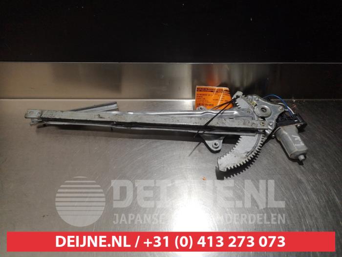 Daihatsu Sirion Ruitmechaniek 4Deurs links-voor O275933