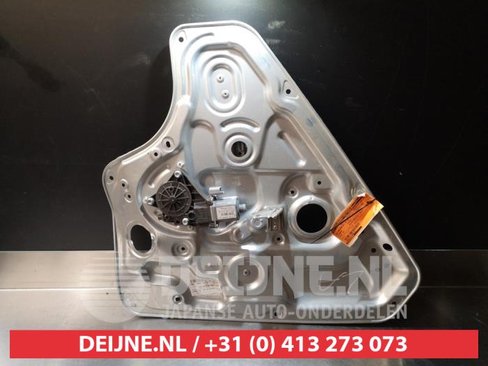Hyundai IX20 Ruitmechaniek 4Deurs links-achter O290381
