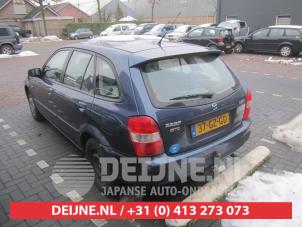 Mazda 323 Tür 4-türig links vorne O272099 foto 2