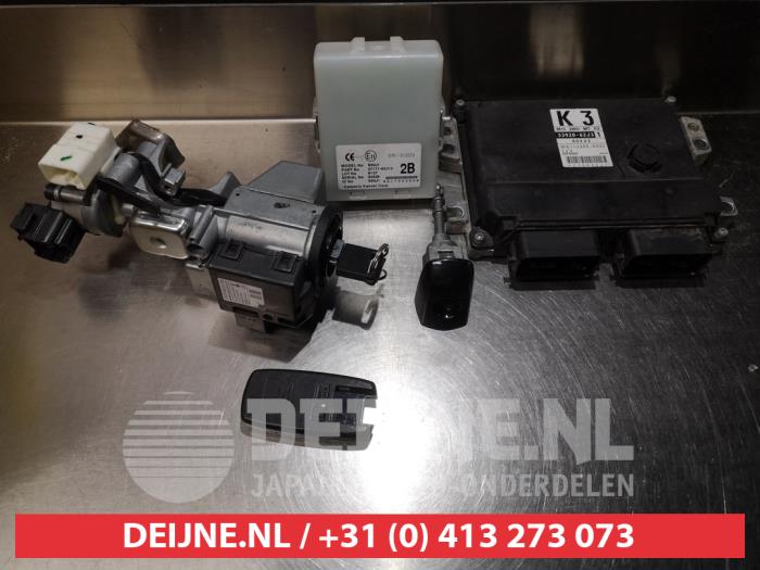 Suzuki Swift Ignition lock + key O335803