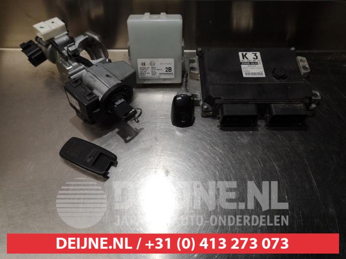 Suzuki Swift Set of cylinder locks (complete) O278687