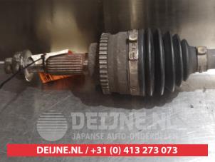 Suzuki Swift Front drive shaft, right O319944 photo 2