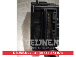 Suzuki Swift Scheibenwischer Schalter O310225 foto 4