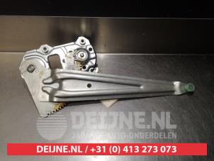 Suzuki Swift Fenstermechanik 4-türig links hinten O290882 foto 4