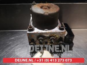 Mitsubishi Lancer ABS pump O338010 photo 2