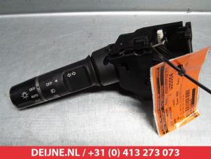 Gebruikte Schakelaar Licht Mazda 6 SportBreak (GH19/GHA9) 2.2 CDVi 16V 125 Prijs € 35,00 Margeregeling aangeboden door V.Deijne Jap.Auto-onderdelen BV