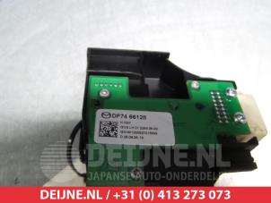 Mazda 6 Scheibenwischer Schalter O309454 foto 2