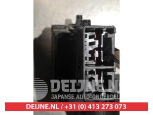 Toyota Prius Wiper switch O310398 photo 4
