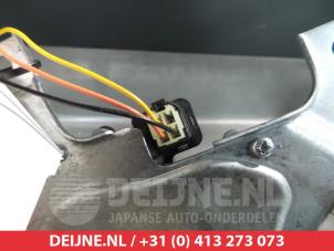 Suzuki Splash Ruitenwissermotor achter O301324 foto 2