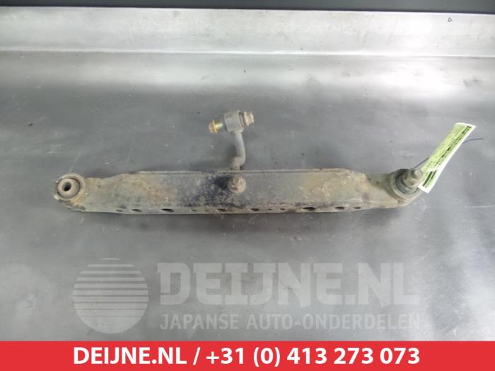 Nissan X-Trail Draagarm links-achter O383389