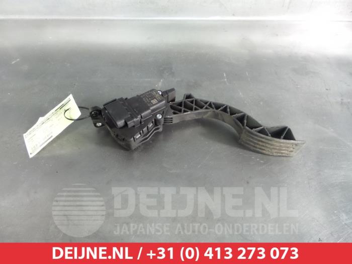 Mazda 3 Gaspedaal O314119