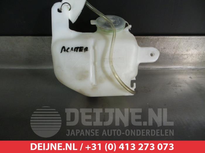 Mazda Demio Scheibensprühertank hinten O301546