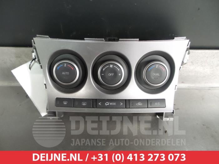Mazda 3 Kachel Bedieningspaneel O305343