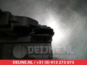 Nissan Micra Deurslot Mechaniek 4Deurs rechts-voor O280781 foto 2