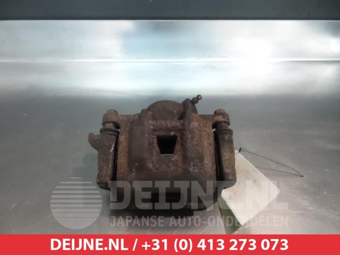 Toyota Avensis Verso Bremszange rechts hinten O377349