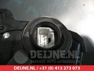 Toyota Avensis Door lock mechanism 4-door, front left O279876 photo 2