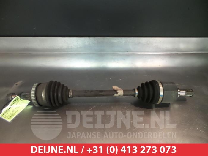 Kia Magentis Aandrijfas links-voor O317961