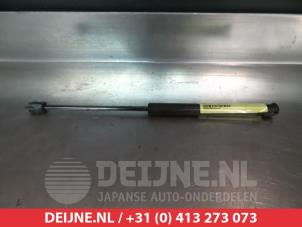 Kia Picanto Gasdemper links-achter O293999 foto 2