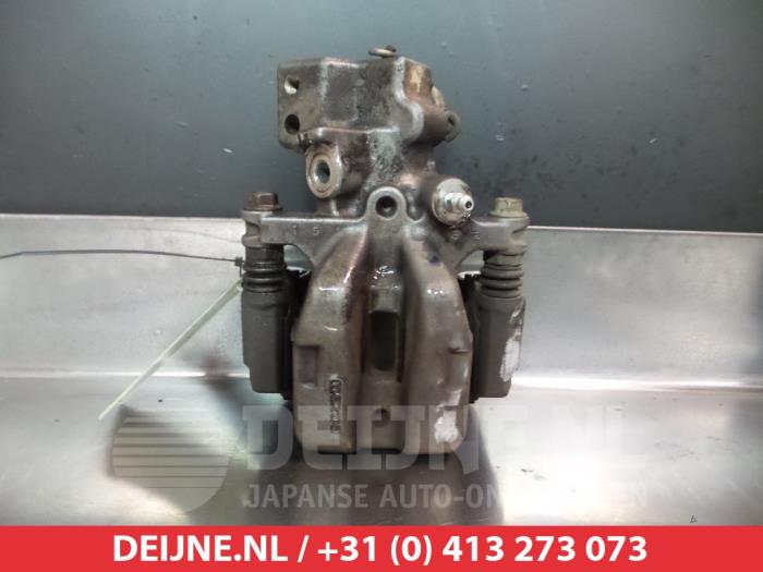 Mazda MX-5 Remklauw (Tang) links-achter O376020