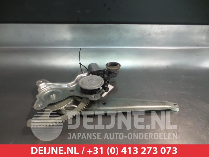 Subaru Trezia Ruitmechaniek 4Deurs rechts-achter O291283