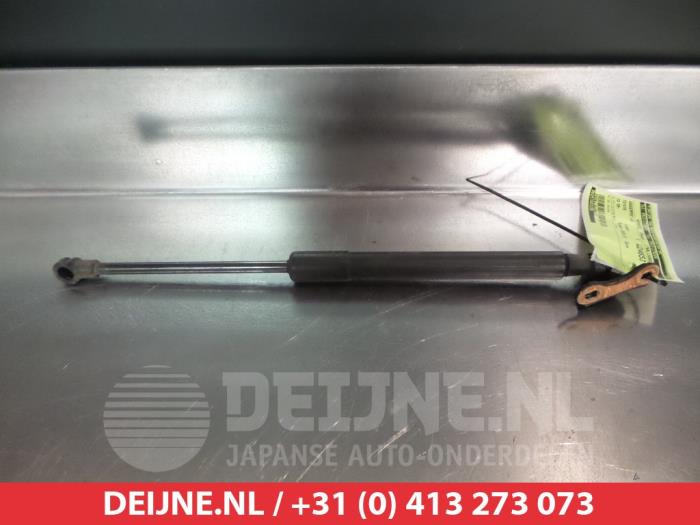 Toyota IQ Gasdemper links-achter O294463