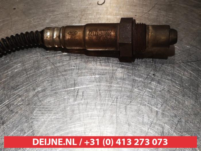 Lambda Sonde van een Kia Carnival 2 (FIB/FLD) 2.5 V6 24V 2002