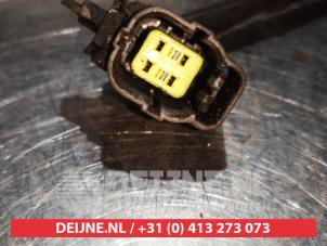 Lambda Sonde van een Kia Carnival 2 (FIB/FLD) 2.5 V6 24V 2002
