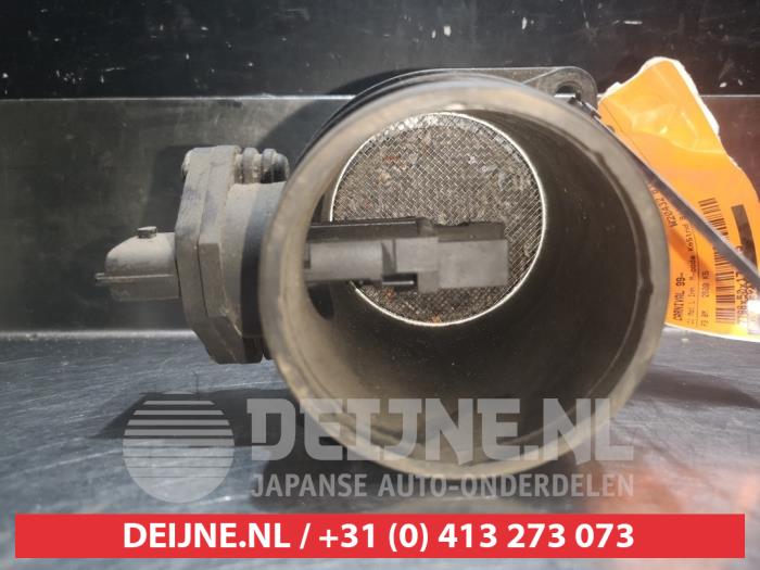 Gebruikte Luchthoeveelheidsmeter Kia Carnival 2 (FIB/FLD) 2.5 V6 24V Prijs € 50,00 Margeregeling aangeboden door V.Deijne Jap.Auto-onderdelen BV