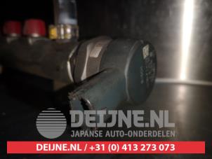 Suzuki SX-4 Fuel injector nozzle O356679 photo 3