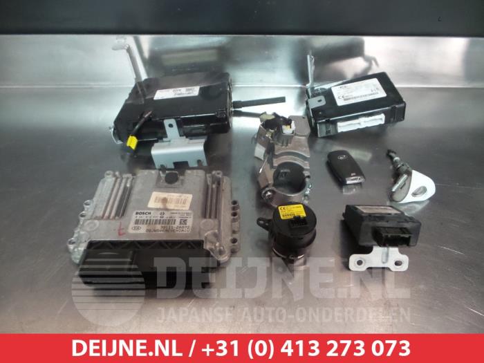 Kia Ceed Computer Motormanagement O344849
