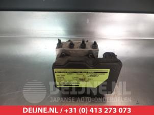 Gebruikte ABS Pomp Hyundai iX35 (LM) 1.6 GDI 16V Prijs € 50,00 Margeregeling aangeboden door V.Deijne Jap.Auto-onderdelen BV