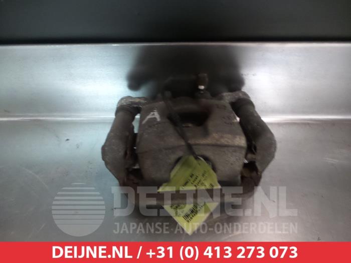 Nissan Juke Remklauw (Tang) rechts-achter O376918