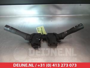 Nissan Juke Steering column stalk O308491 photo 2