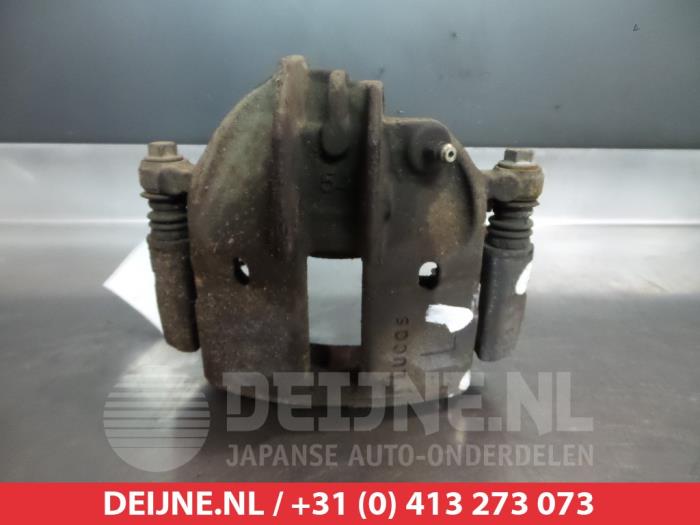 Mitsubishi Space Star Remklauw (Tang) links-voor O325205