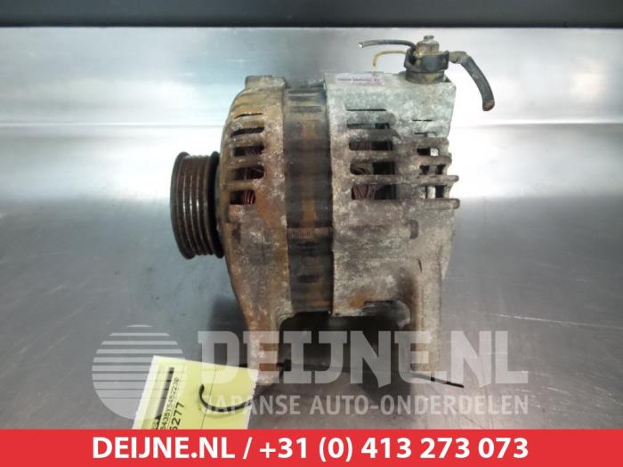 Gebruikte Dynamo Kia Sportage (K0) 2.0 16V 4x4 Prijs € 25,00 Margeregeling aangeboden door V.Deijne Jap.Auto-onderdelen BV
